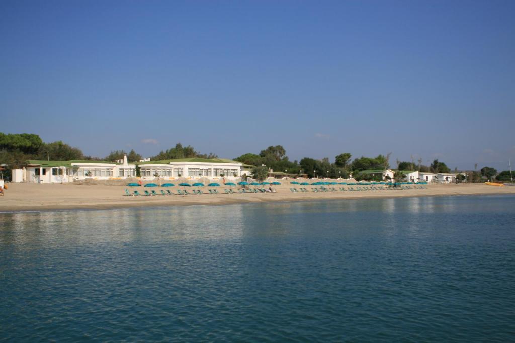 Hotel Club Poseidon Stalettì Exteriör bild